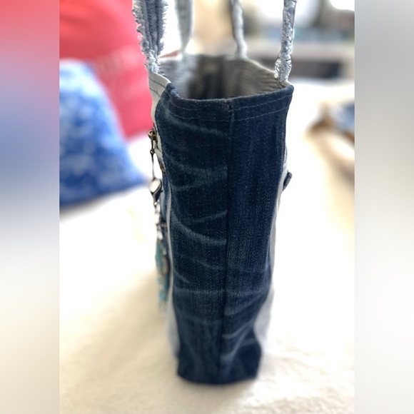 Denim Patchwork & Sachiko hand embroidery, Shoulder Bag - Upcycled Jeans - Picture 7 of 12